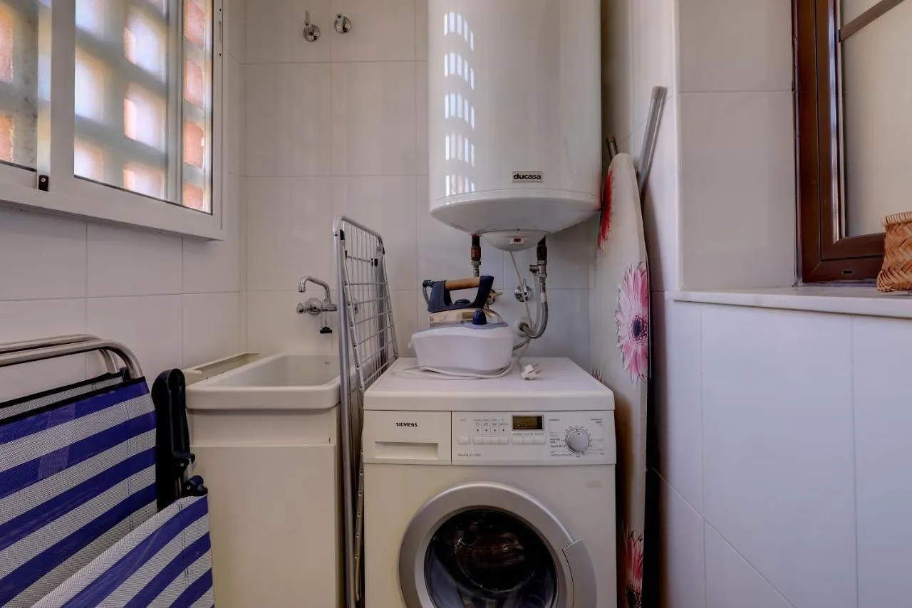 Fairytale Hacienda Del Sol 3 Bedroom Holiday Flat Estepona Apartment